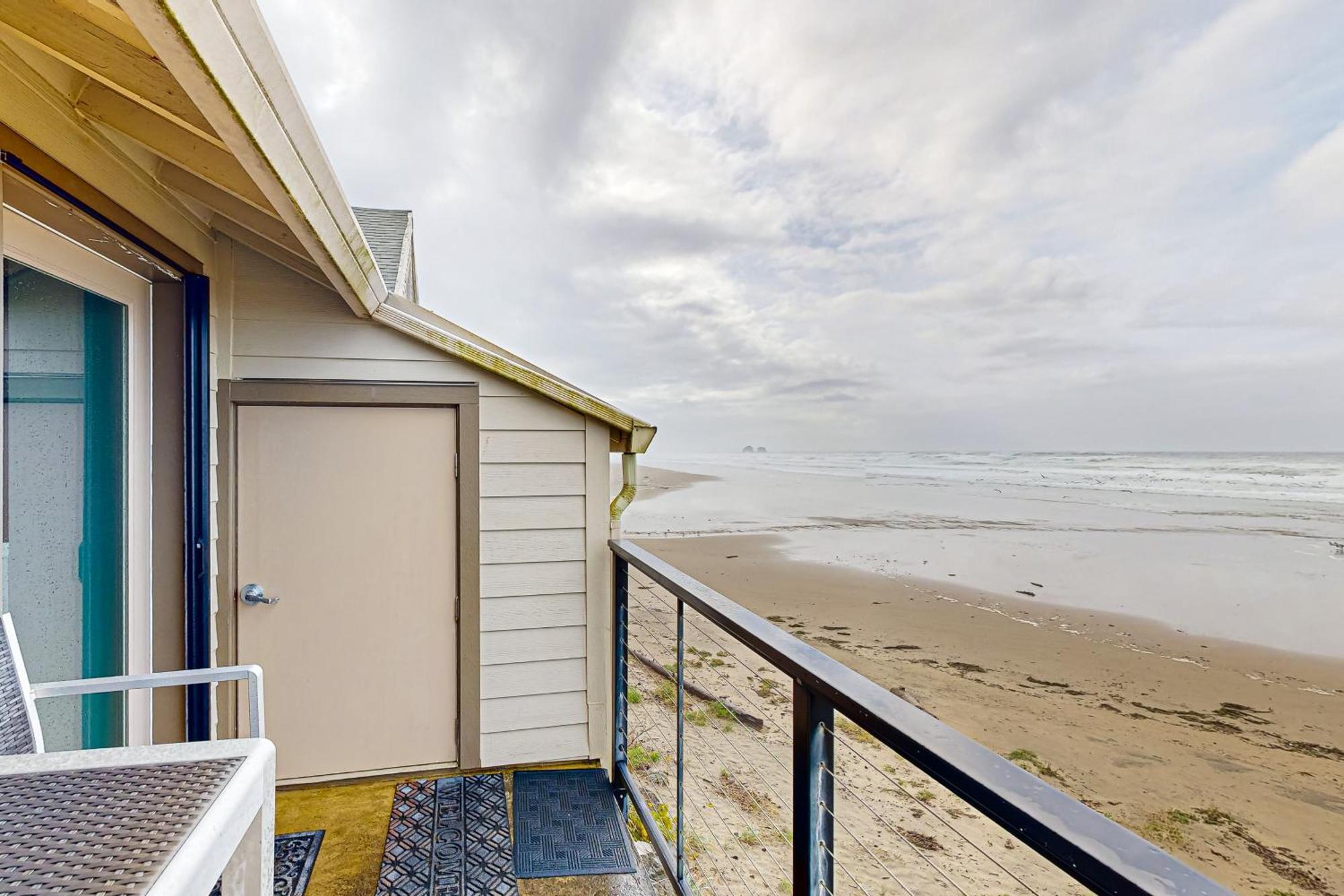 ​Rock Creek Inn Vacation Condos Rockaway Beach Room photo