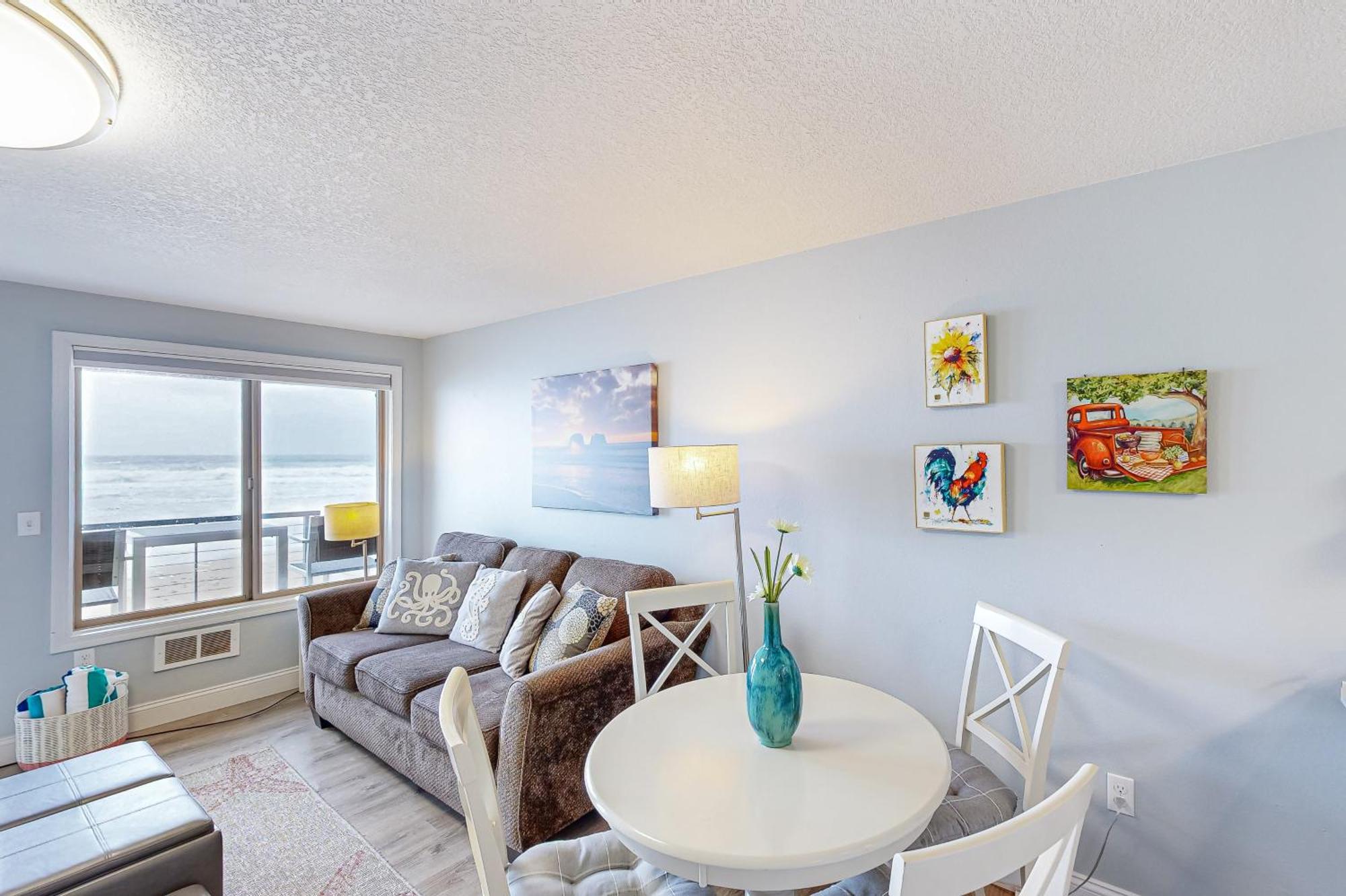 ​Rock Creek Inn Vacation Condos Rockaway Beach Room photo